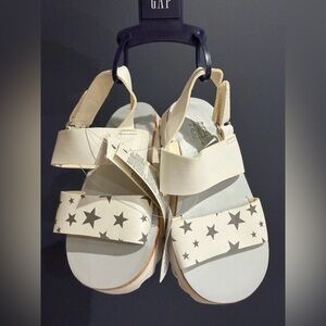 baby GAP White Star-Print Platform Sandals with Gray Stars